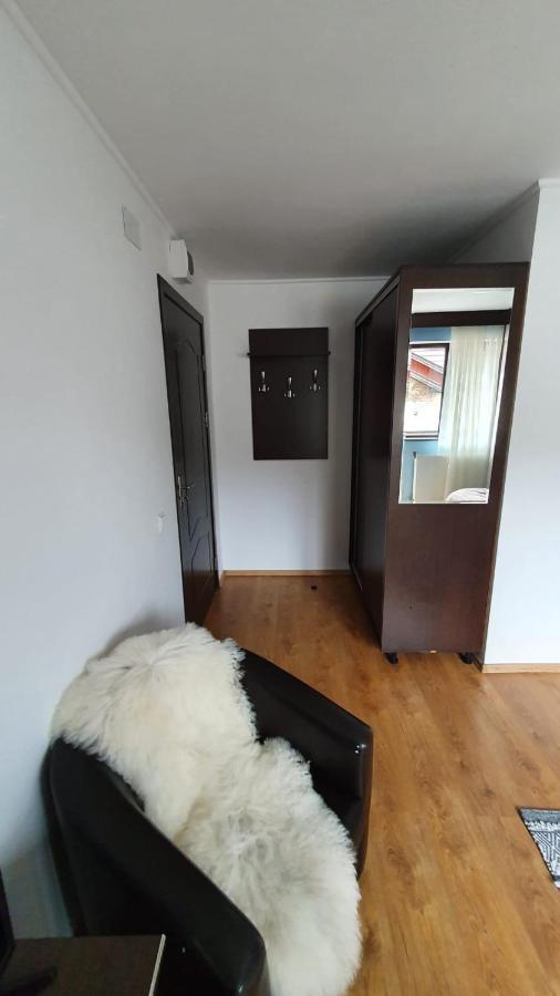 Hotel Casa Teleferic Buşteni Exterior foto
